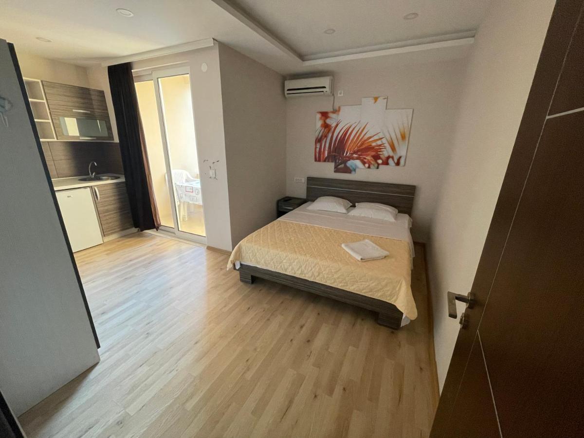 Apartments Lati Ulcinj Exterior foto