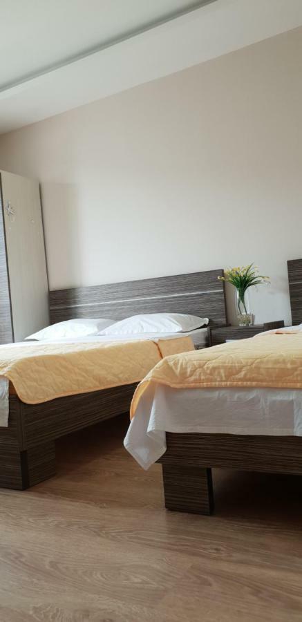 Apartments Lati Ulcinj Exterior foto